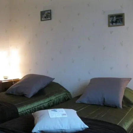 Guestroom Moirey-flabas-crepion, 1 Piece, 2 Personnes - Fr-1-585-129 Affittacamere *